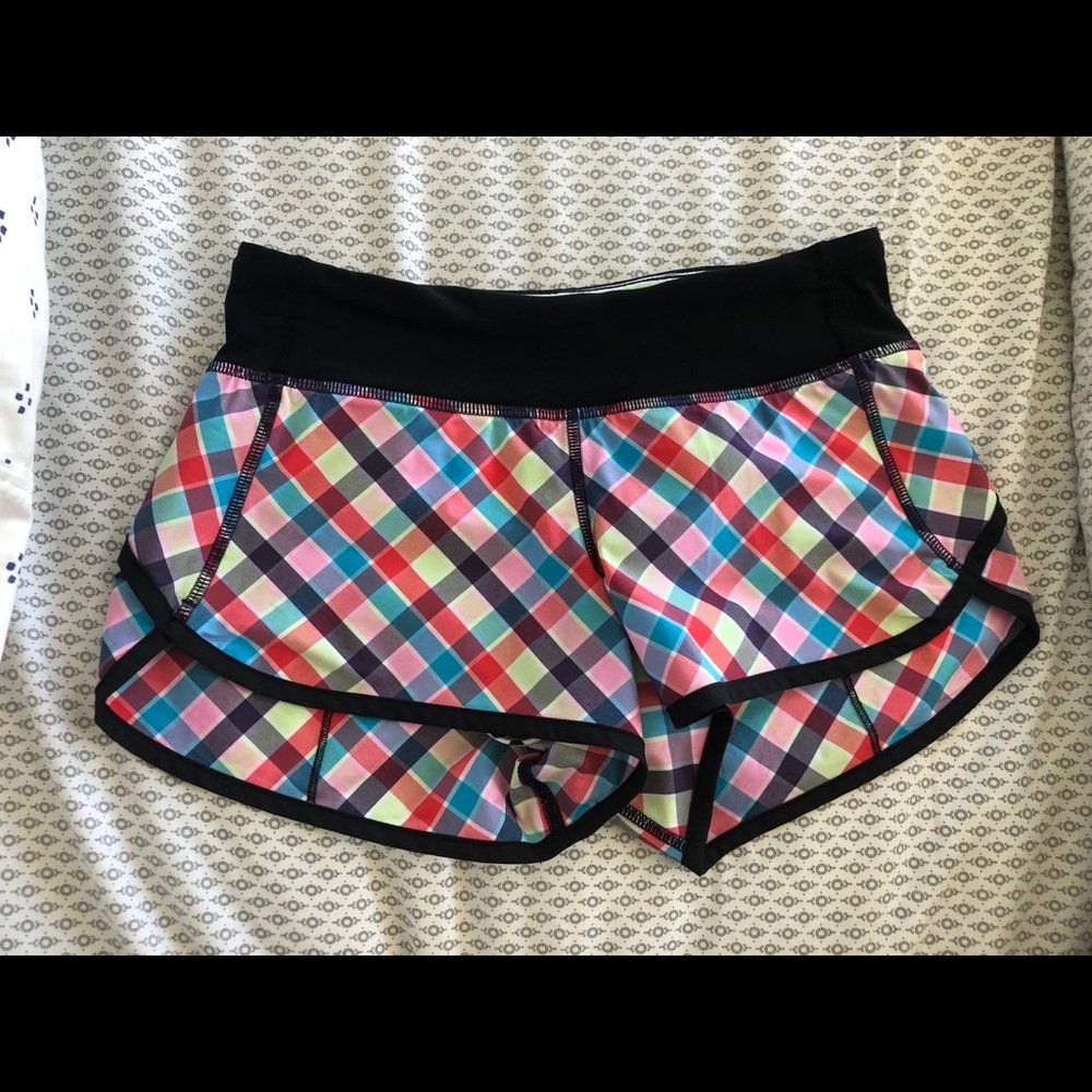 Lululemon Athletica Speed Up Shorts 2.5”